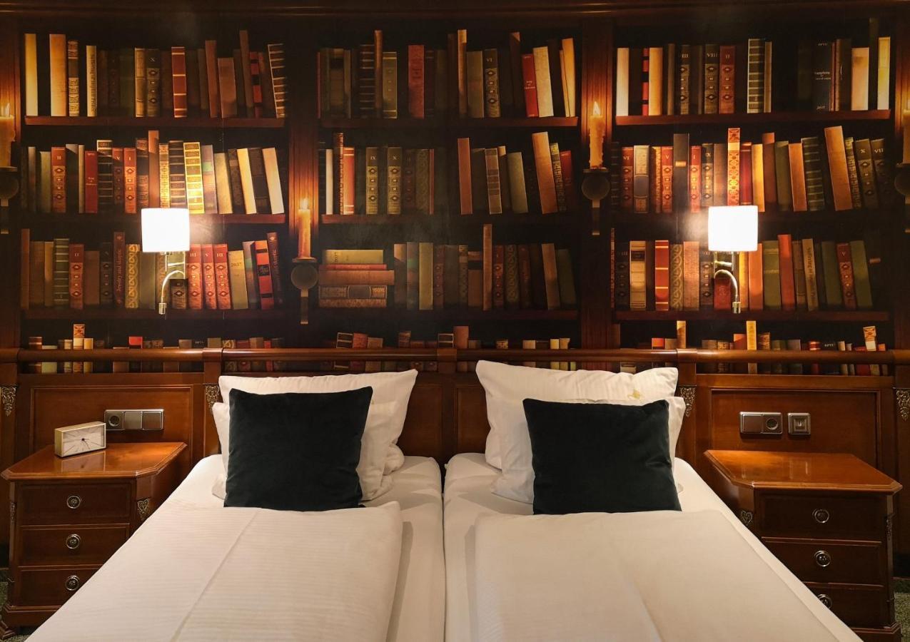 Hotel Germania โคเคห์ม ภายนอก รูปภาพ