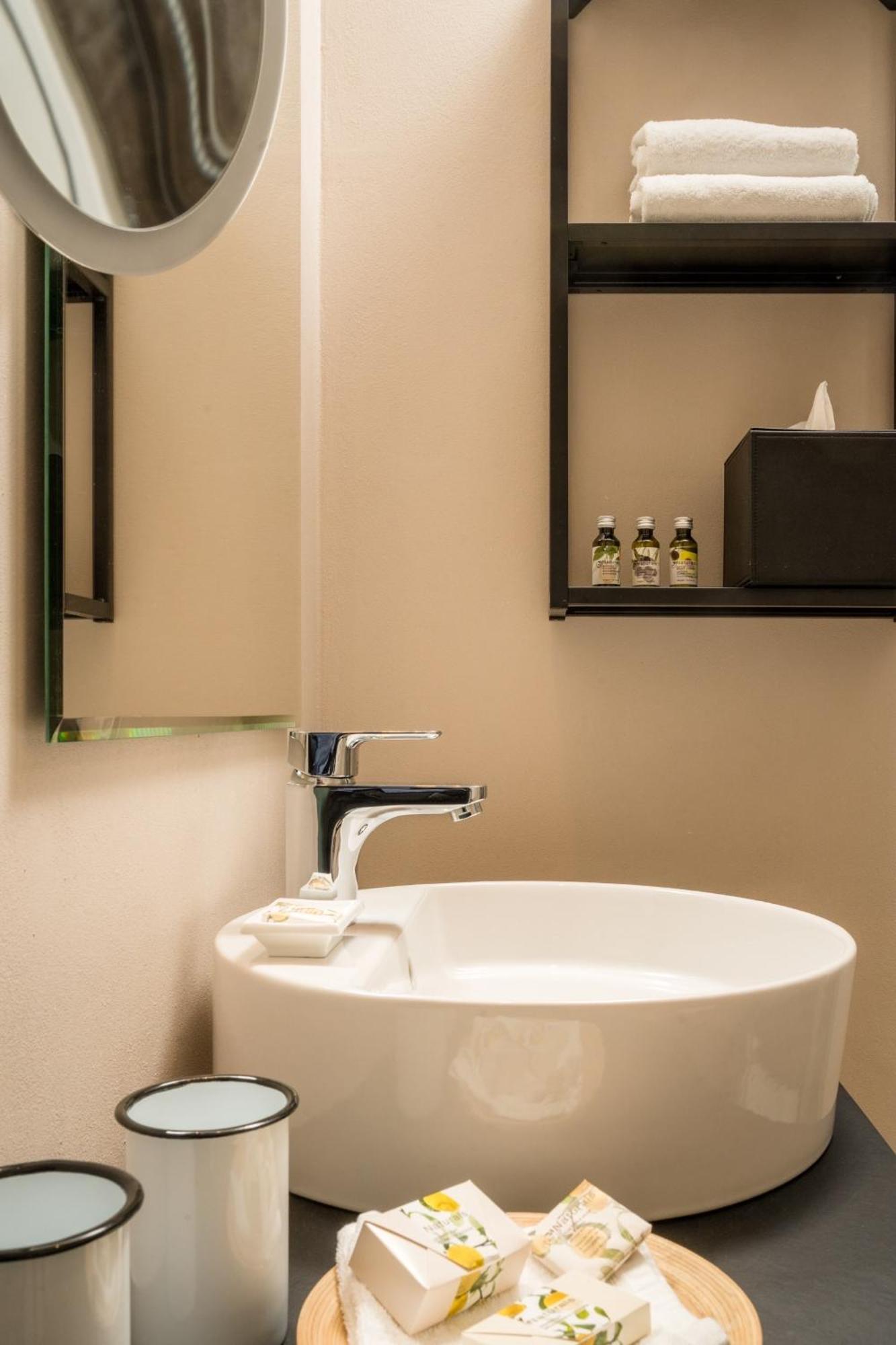 Hotel Germania โคเคห์ม ภายนอก รูปภาพ
