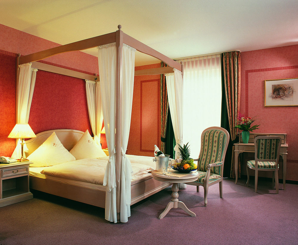 Hotel Germania โคเคห์ม ภายนอก รูปภาพ